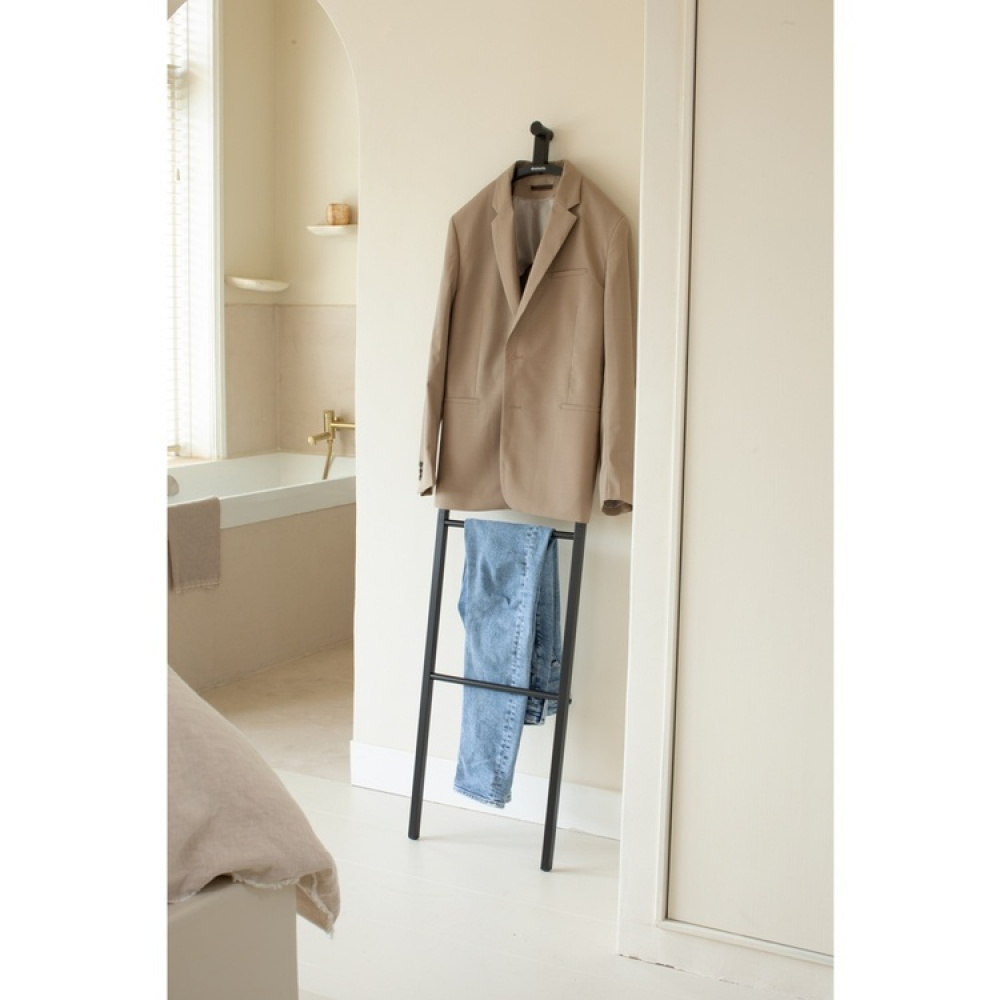 Klädställning att luta mot väggen, BRABANTIA LINN DRESSBOY, 38 x H 168 cm i gruppen Förvaring / Sovrumsförvaring / Klädställningar hos SmartaSaker.se (41376)