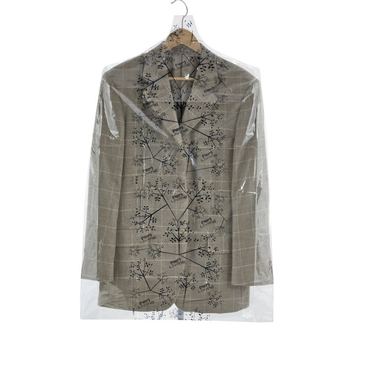 Klädöverdrag, kort, genomskinlig plast, Lavendeldoft, 4 st på rulle, LIVING, 65 x H 95 cm, Klar i gruppen Förvaring / Garderobsförvaring / Klädgarderober hos SmartaSaker.se (41418)