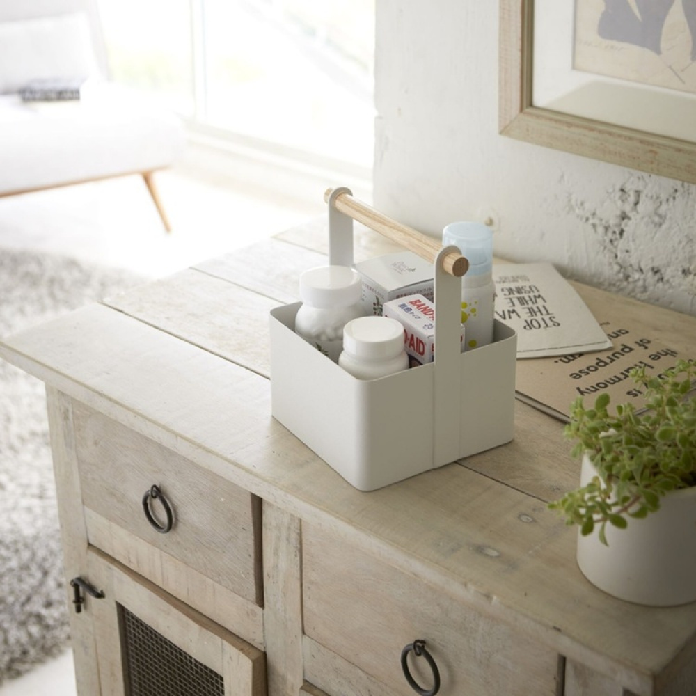 Korg i metall med trähandtag, TOSCA TOOL BOX, 16 x 13 x H 16 cm, Yamazaki, Vit i gruppen Förvaring / Städförvaring och sopsortering / Städkorgar hos SmartaSaker.se (41484)