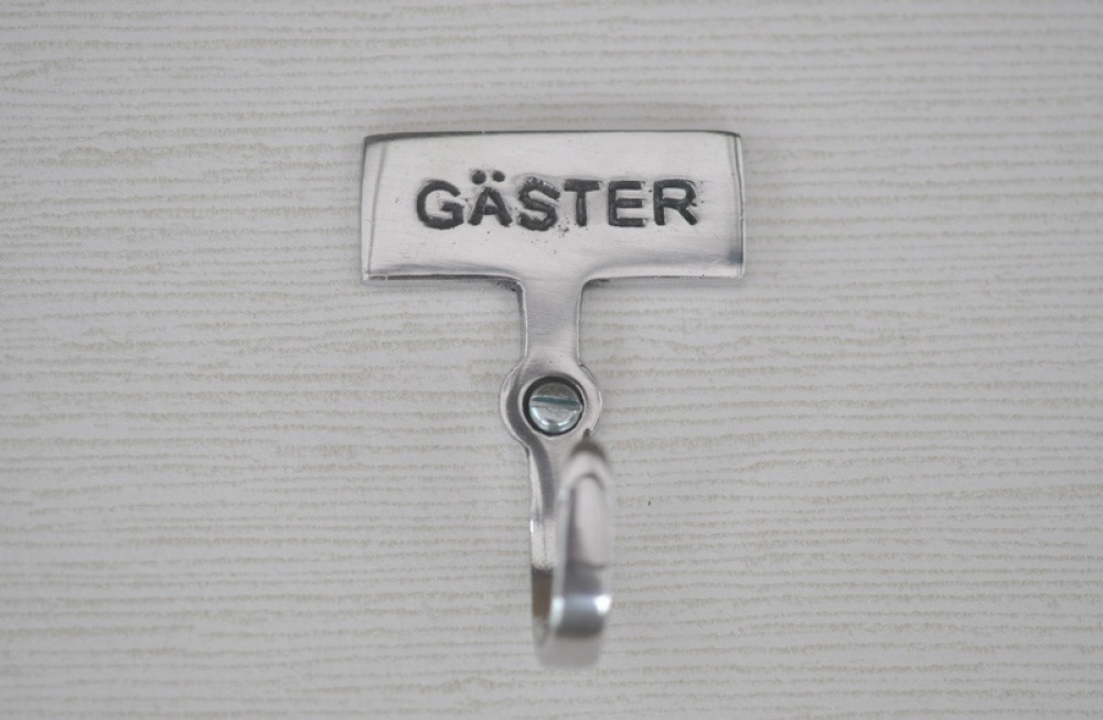 Krok med skylt, GÄSTER, Exmez, Sandgjuten aluminium i gruppen Förvaring / Badrumsförvaring hos SmartaSaker.se (41523)