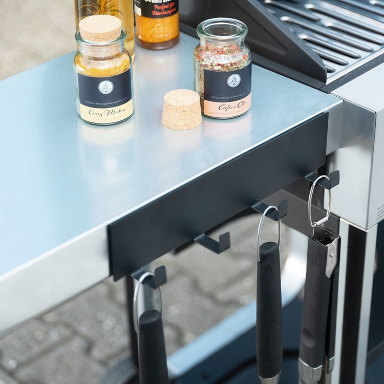 Kroklist, 4 krokar, Magnetisk / Självhäftande, BLACK HOOK RAIL, 30 x 2 x H 6,5, Svart i gruppen Förvaring / Magneter och självhäftande / Magnetkrokar hos SmartaSaker.se (41575)