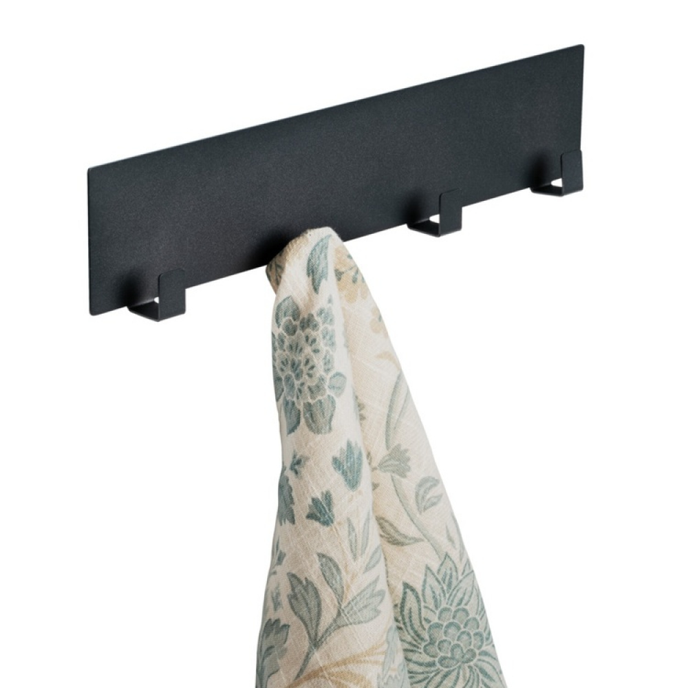 Kroklist, 4 krokar, Magnetisk / Självhäftande, BLACK HOOK RAIL, 30 x 2 x H 6,5, Svart i gruppen Förvaring / Magneter och självhäftande / Magnetkrokar hos SmartaSaker.se (41575)