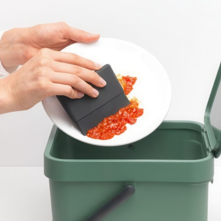 Liten skrapa, Silikon, DISH SQUEEGEE, 10,5 x 7,5 cm, Brabantia, Mörkgrå i gruppen Förvaring / Köksförvaring / Diskställ och diskbänk hos SmartaSaker.se (41653)