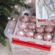 Låda för Julpynt. Med handtag, 22 Liter, CHRISTMAS BOX, 40 x 30 x H 26 cm, Klar / Röd Låda för Julpynt. Med handtag, 22 Liter, CHRISTMAS BOX, 40 x 30 x H 26 cm, Klar / Röd