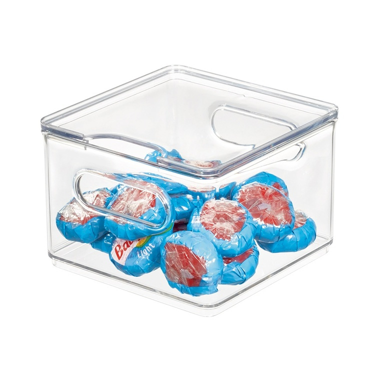 Låda med lock, THE HOME EDIT SMALL FRIDGE BIN, 15,2 x 15,2 x H10,8 cm, Klar i gruppen Förvaring / Köksförvaring / Kylskåpsförvaring hos SmartaSaker.se (41815)