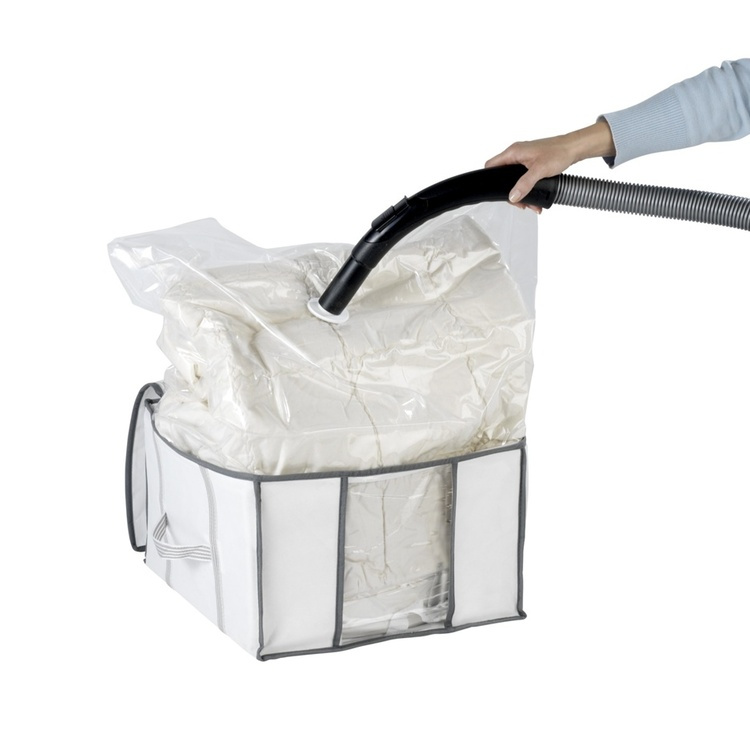 Låda med vakuumpåse, SOFT BOX, SMALL, 42 x 40 x H 25 cm, Vit i gruppen Förvaring / Garderobsförvaring / Vakuumförvaring / Lådor med vakuumpåsar hos SmartaSaker.se (41826)