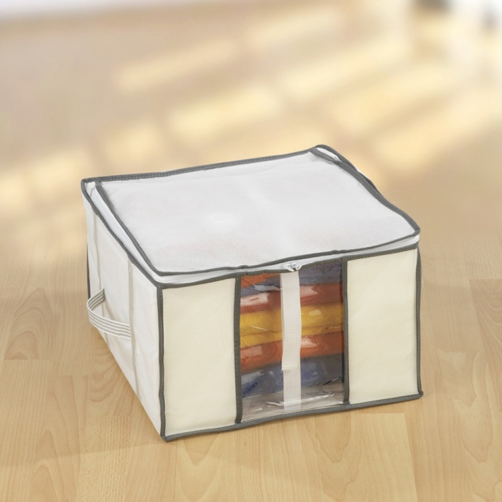 Låda med vakuumpåse, SOFT BOX, SMALL, 42 x 40 x H 25 cm, Vit i gruppen Förvaring / Garderobsförvaring / Vakuumförvaring / Lådor med vakuumpåsar hos SmartaSaker.se (41826)