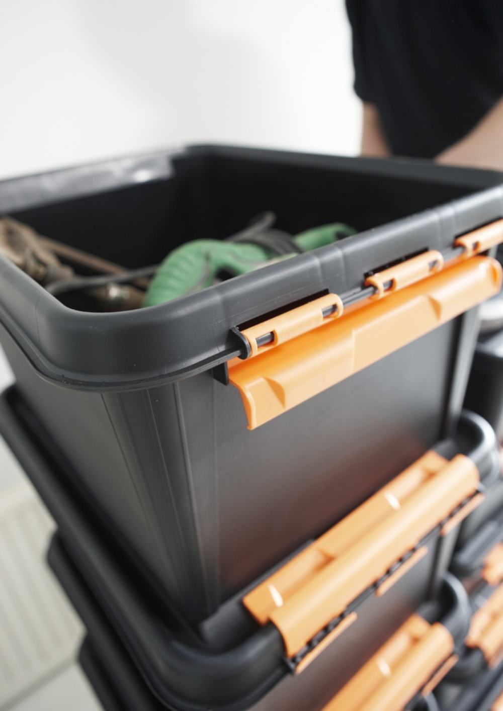 Låda, Extra Tålig, SMARTSTORE 14L PRO, 40 x 30 x H19cm, Svart / Orange i gruppen Förvaring / Köksförvaring / Förvaringslådor och burkar / SmartStore hos SmartaSaker.se (41863)