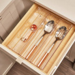Lådinsats för köksredskap, 3 fack, LINUS GRAND UTENSILS, 35 x 26,7 x H 7,6 cm, Klar Lådinsats för köksredskap, 3 fack, LINUS GRAND UTENSILS, 35 x 26,7 x H 7,6 cm, Klar
