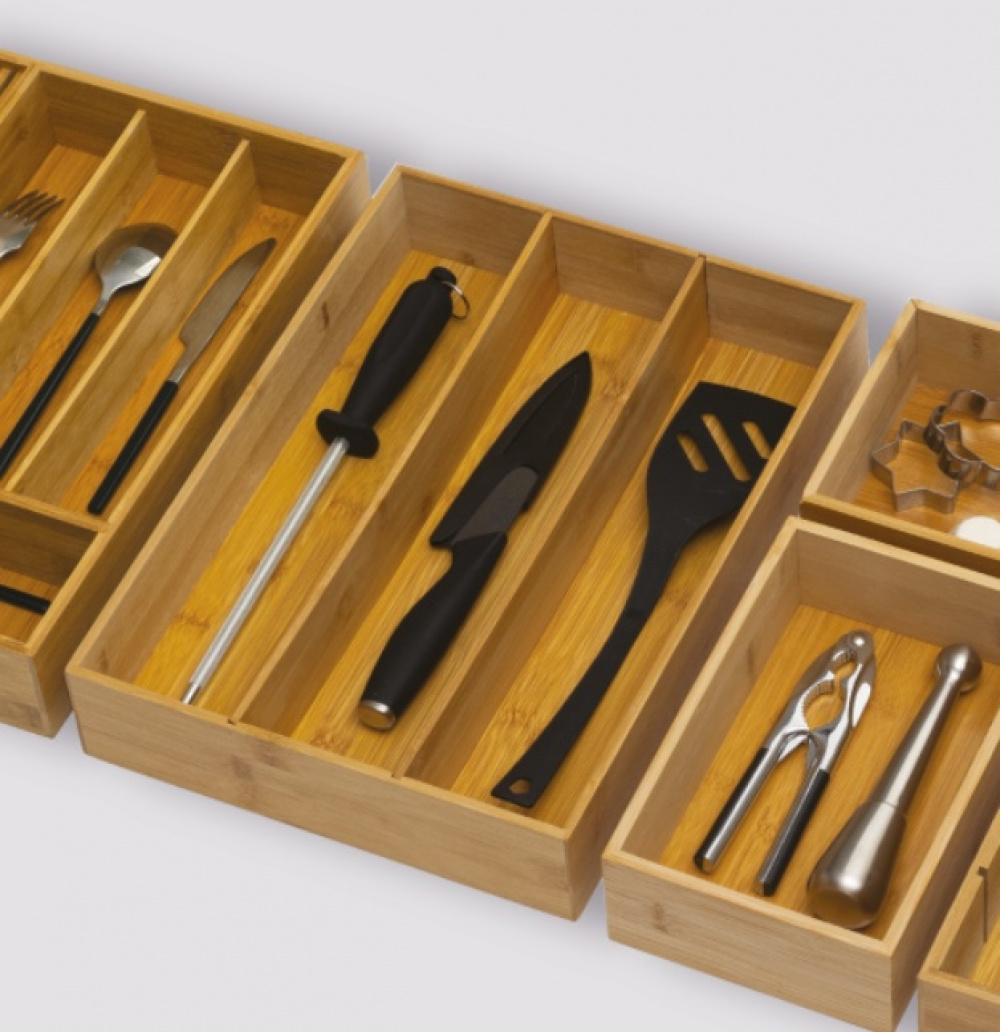 Lådinsats i Bambu för köksredskap, 3 fack, TIDY SMART, 38 x 28 x H 7 cm, Natur i gruppen Förvaring / Köksförvaring / Organisera köksskåp / Besticklådor hos SmartaSaker.se (41923)