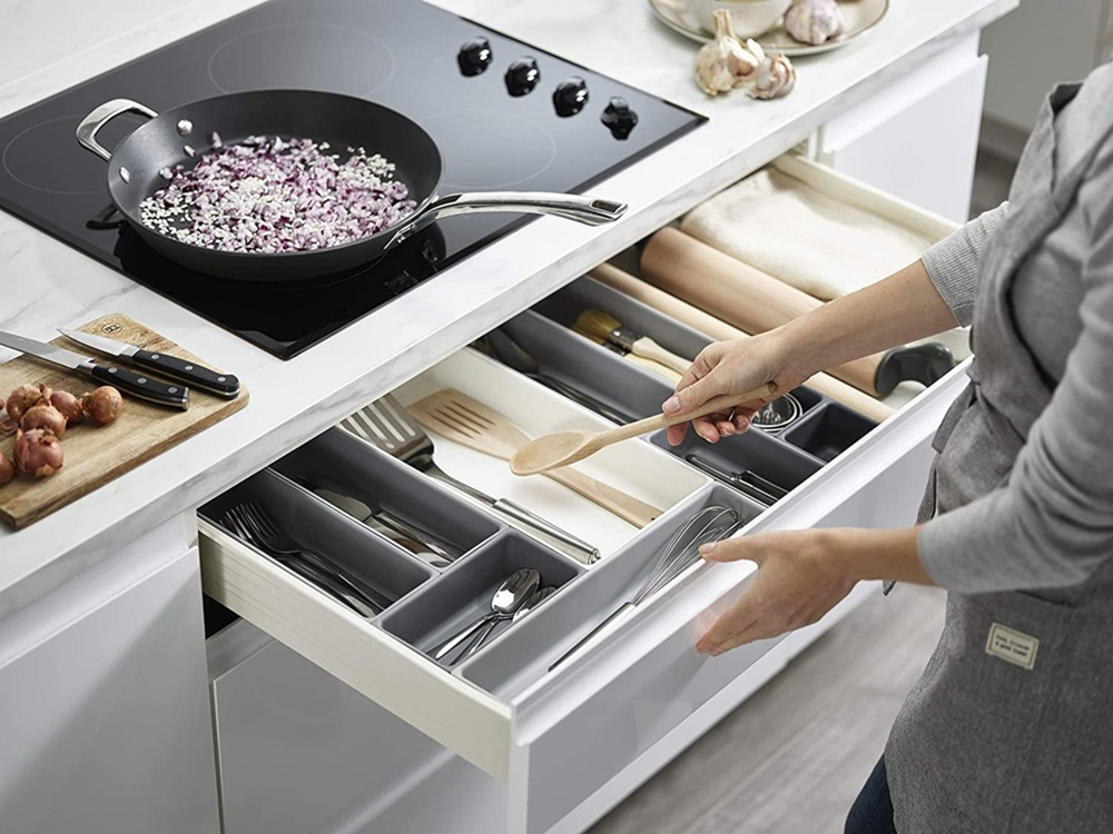 Lådinsatser, Set med 10 st, BLOX LARGE DRAWER ORGANISER, Joseph Joseph, Grå / Vit i gruppen Förvaring / Köksförvaring / Organisera köksskåp / Besticklådor hos SmartaSaker.se (41939)