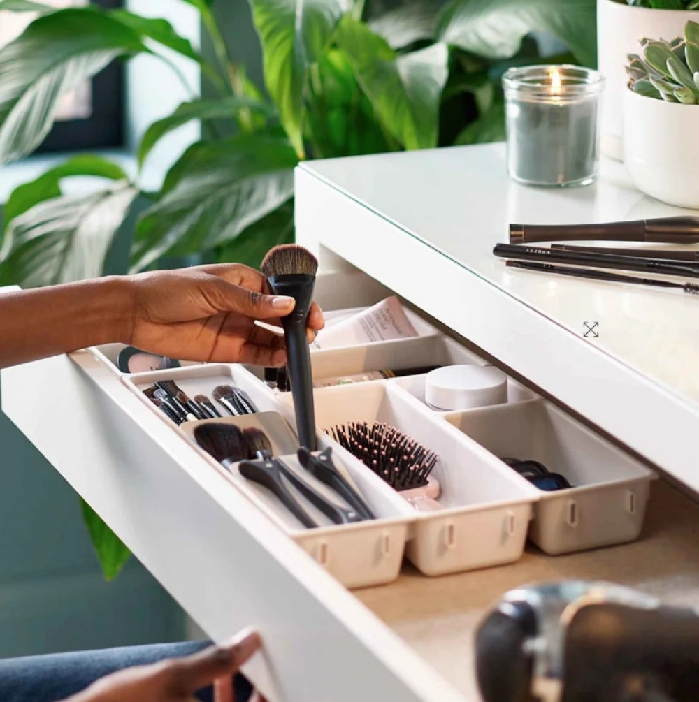 Lådinsatser, Set med 7 st, VIVA DRAWER ORGANISER, Joseph Joseph, Benvit i gruppen Förvaring / Köksförvaring / Organisera köksskåp / Besticklådor hos SmartaSaker.se (41941)