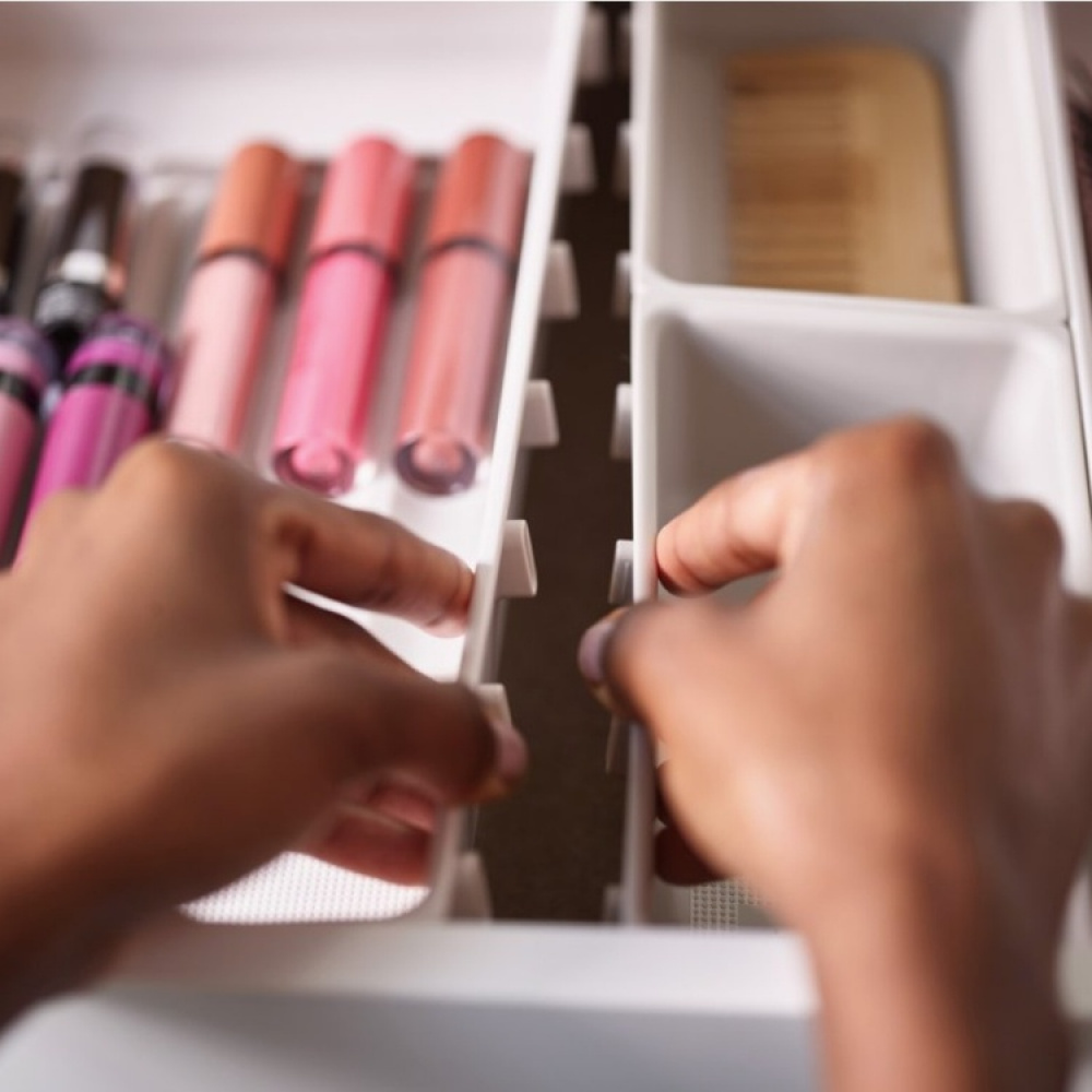 Lådinsatser, Set med 7 st, VIVA DRAWER ORGANISER, Joseph Joseph, Benvit i gruppen Förvaring / Köksförvaring / Organisera köksskåp / Besticklådor hos SmartaSaker.se (41941)