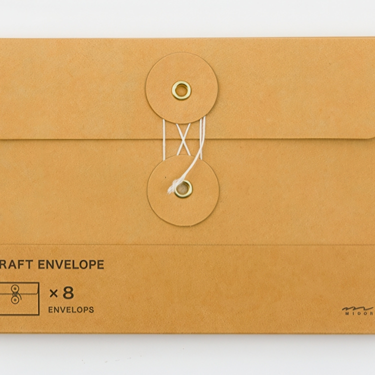 Mapp / Kuvert med snöre, 8 st, TRAVELER\'S COMPANY KRAFT, 17 x H 11,5 , orange i gruppen Förvaring / Kontorsmaterial hos SmartaSaker.se (42096)