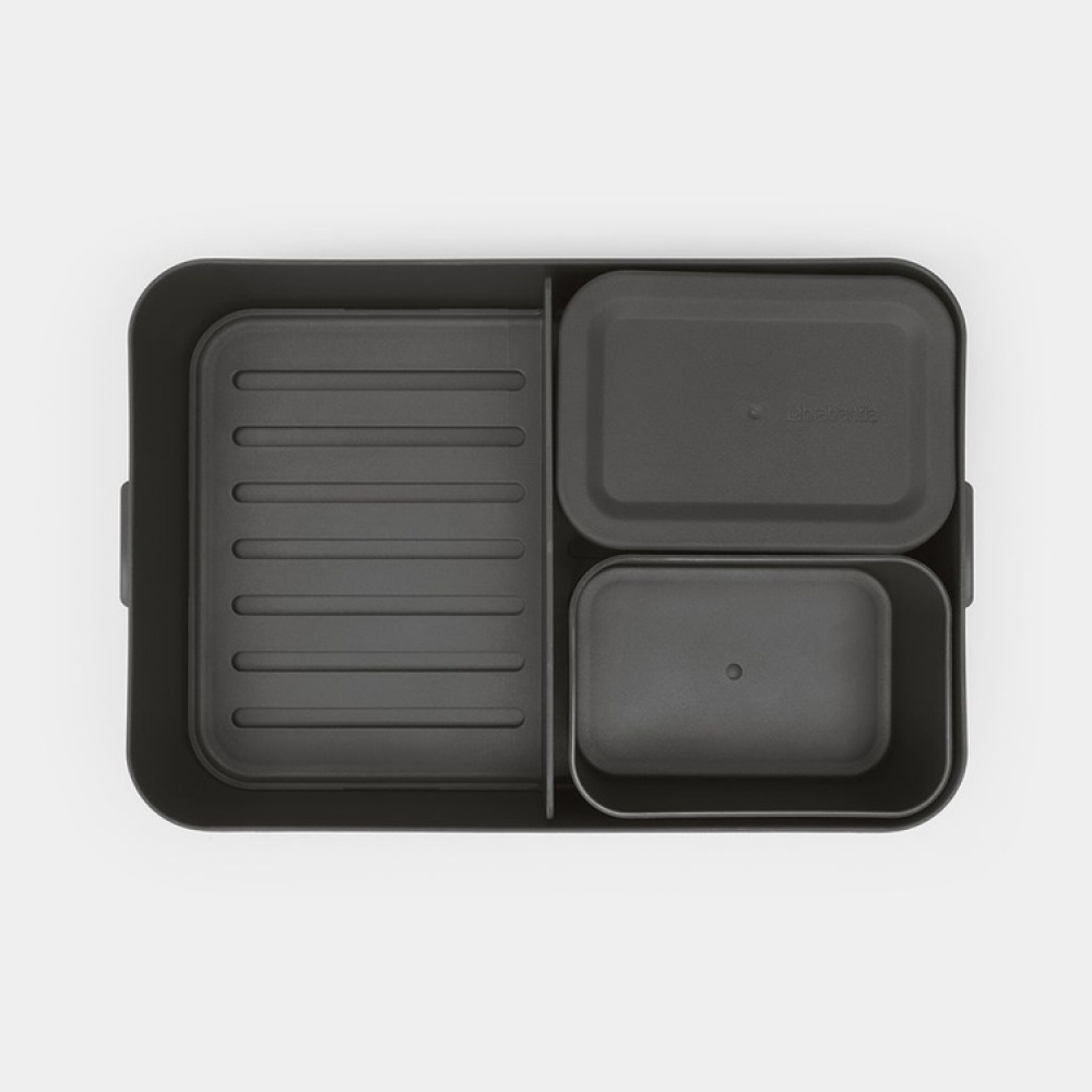 Matlåda med fack, 2 L, BRABANTIA MAKE & TAKE LARGE BENTO BOX , 25,5 x 16,7 x H 6,2 cm i gruppen Förvaring / Köksförvaring / Matlådor / SmartStore matlådor hos SmartaSaker.se (42127)