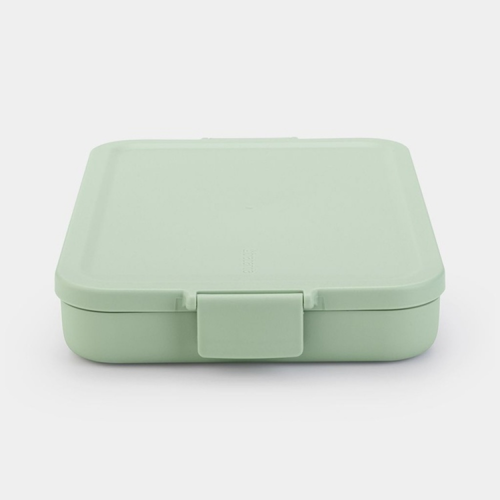 Matlåda, 1,1 L, BRABANTIA MAKE & TAKE FLAT LUNCH BOX , 25,5 x 16,7 x H 3,7 cm i gruppen Förvaring / Köksförvaring / Matlådor / Matlådor i plast hos SmartaSaker.se (42148)