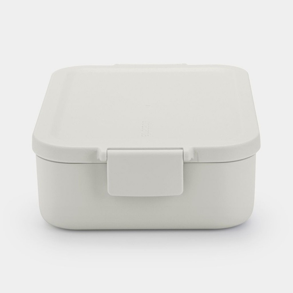 Matlåda, 1,1 L, BRABANTIA MAKE & TAKE MEDIUM LUNCH BOX, 20 x 13,5 x H 5,5 cm i gruppen Förvaring / Köksförvaring / Matlådor / Matlådor i plast hos SmartaSaker.se (42150)