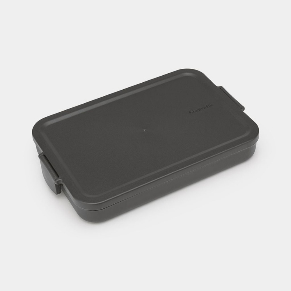 Matlåda, 1,1 L, BRABANTIA MAKE & TAKE FLAT LUNCH BOX , 25,5 x 16,7 x H 3,7 cm, Mörkgrå i gruppen Förvaring / Köksförvaring / Matlådor / Matlådor i plast hos SmartaSaker.se (42151)