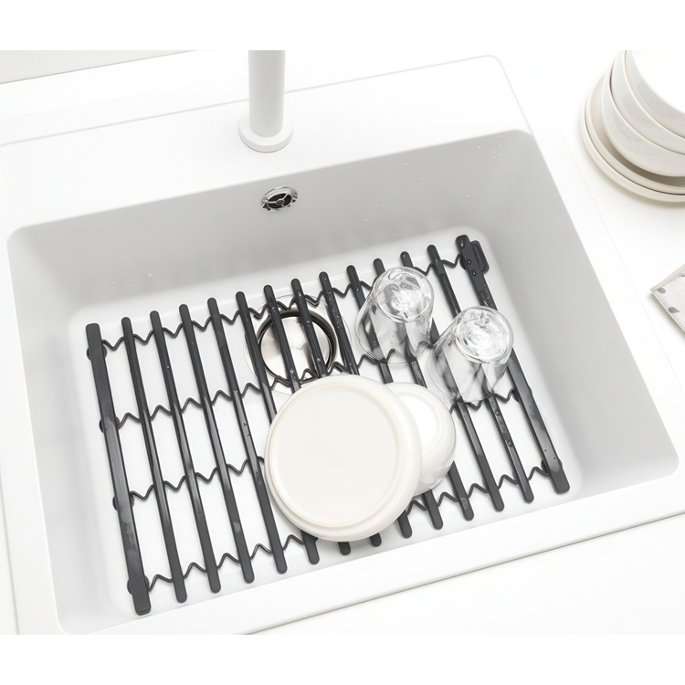 Matta för diskhon, BRABANTIA SILICONE SINK MAT, 30 x 30 - 45 cm, Mörkgrå i gruppen Förvaring / Köksförvaring / Diskställ och diskbänk hos SmartaSaker.se (42210)