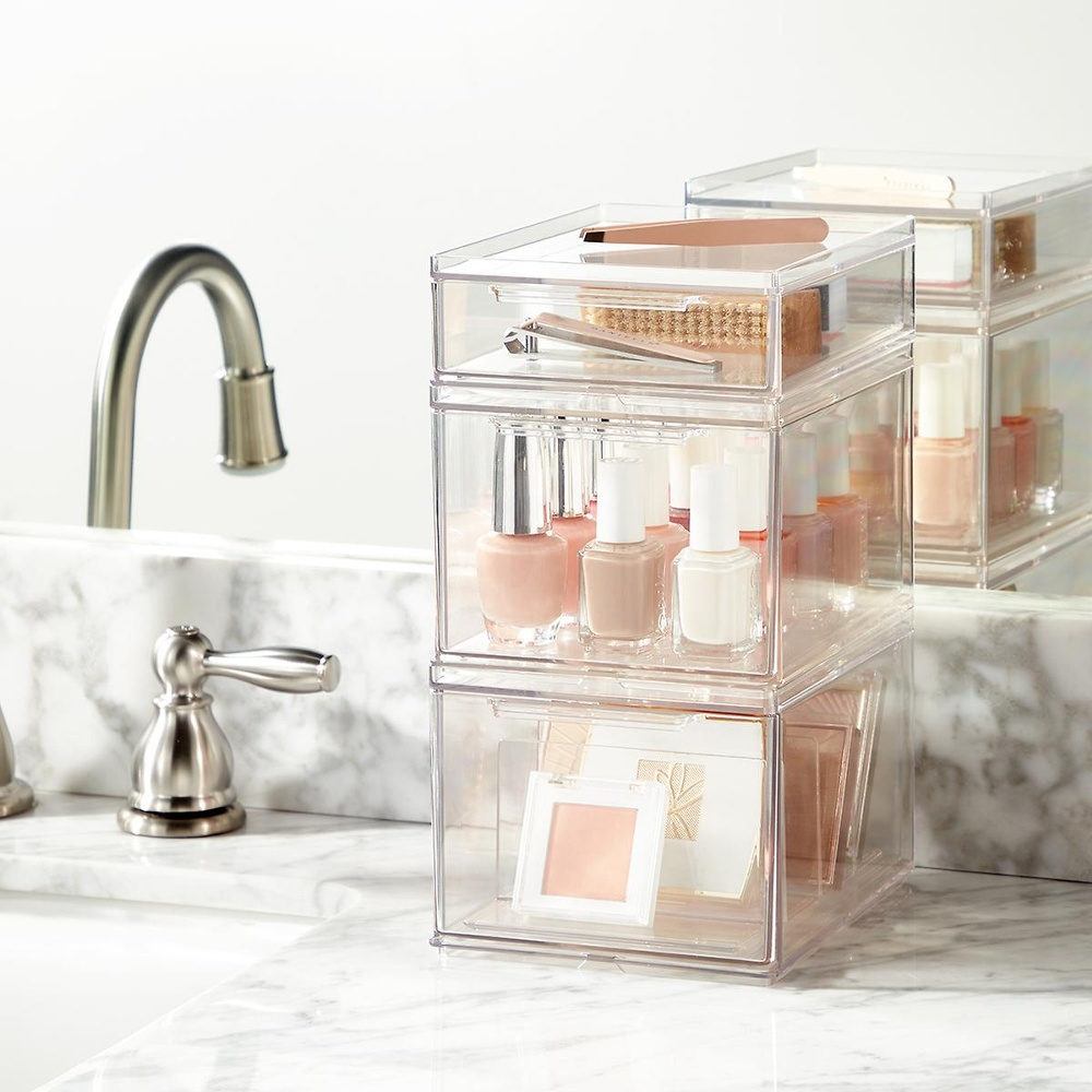 Minibyrå, Stapelbar, Hög, THE HOME EDIT SMALL ALL-PURPOSE DRAWER, 13,3 x 17,8 x H 10,8 cm, Transparent i gruppen Förvaring / Badrumsförvaring / Sminkförvaring hos SmartaSaker.se (42256)