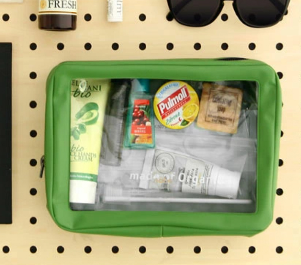 Necessär PACKING POUCH SMALL, 18 x 11 cm, Nähe i gruppen Förvaring / Förvaring på resa / Necessärer hos SmartaSaker.se (42300)