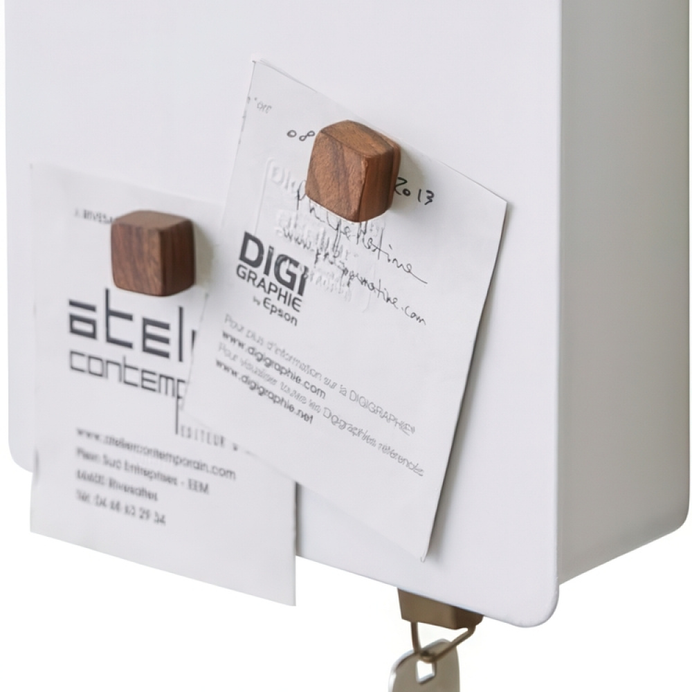 Nyckelskåp, Magnetiskt, TOWER SQUARE, Yamazaki, 16 x 16 cm i gruppen Förvaring / Hallförvaring / Nyckelskåp hos SmartaSaker.se (42311)