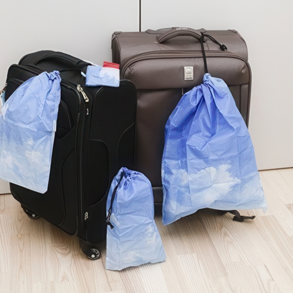 Packpåsar, 4 stycken, IN THE CLOUDS TRAVEL BAG SET, Kikkerland, Blå i gruppen Förvaring / Förvaring på resa / Packpåsar och packkuber hos SmartaSaker.se (42326)