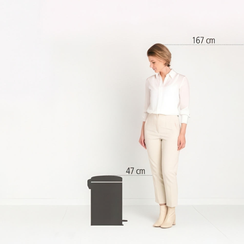 Papperskorg / Pedalhink, 20 L, BRABANTIA NEWICON, Ø 29 x H 46,7 cm i gruppen Förvaring / Städförvaring och sopsortering / Sopsortering hos SmartaSaker.se (42367)