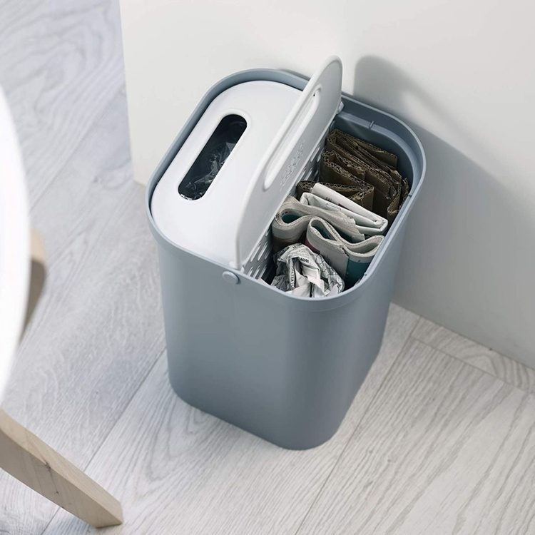 Papperskorg för Källsortering, 2-delad, GO-RECYCLING CADDY SMALL, 14 L, Joseph Joseph, Grå i gruppen Förvaring / Städförvaring och sopsortering / Sopsortering hos SmartaSaker.se (42373)