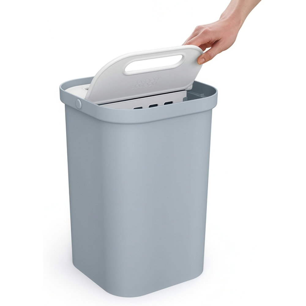 Papperskorg för Källsortering, 2-delad, GO-RECYCLING CADDY SMALL, 14 L, Joseph Joseph, Grå i gruppen Förvaring / Städförvaring och sopsortering / Sopsortering hos SmartaSaker.se (42373)