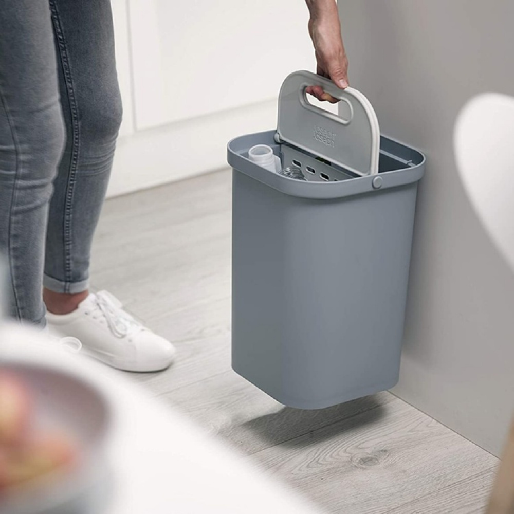 Papperskorg för Källsortering, 2-delad, GO-RECYCLING CADDY SMALL, 14 L, Joseph Joseph, Grå i gruppen Förvaring / Städförvaring och sopsortering / Sopsortering hos SmartaSaker.se (42373)