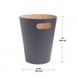 Papperskorg i trä, 7,5 L WOODROW, Ø 23 x H 28 cm. Umbra Papperskorg i trä, 7,5 L WOODROW, Ø 23 x H 28 cm. Umbra