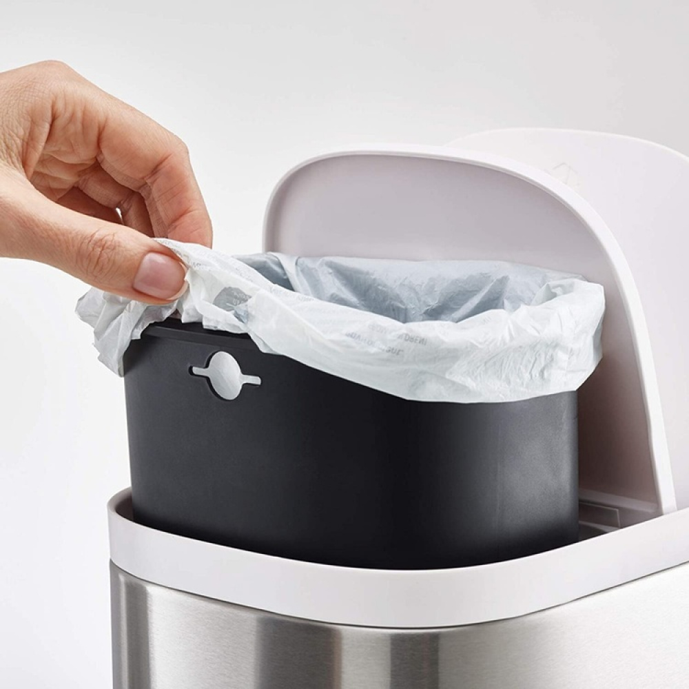 Papperskorg med pedal, 2-delad, SPLIT STEEL RECYCLER, 6 Liter, Joseph Joseph, Silver / Vit i gruppen Förvaring / Städförvaring och sopsortering / Sopsortering hos SmartaSaker.se (42383)