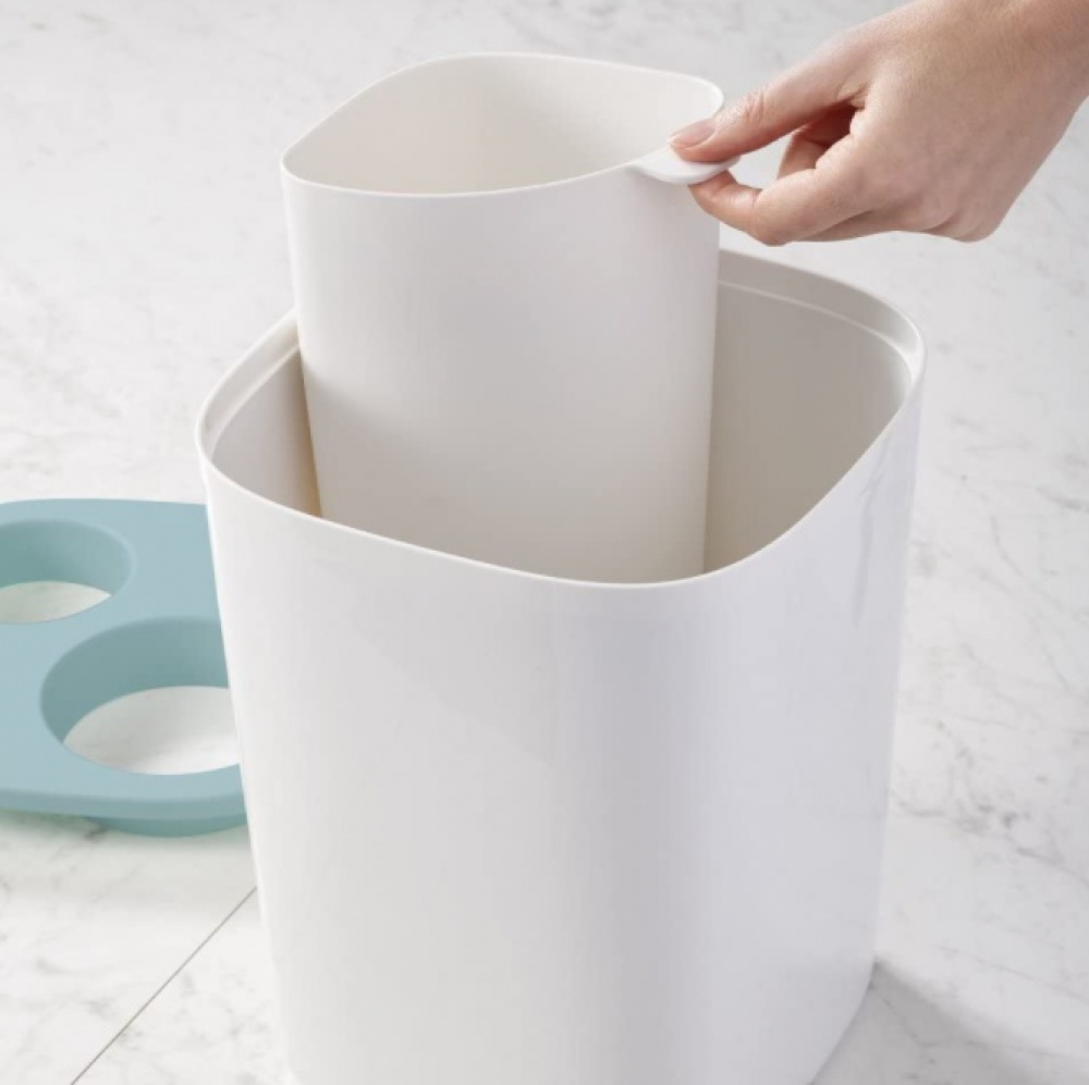 Papperskorg, 2-delad, SPLIT WASTE, 8 Liter, Joseph Joseph, Vit / Blå i gruppen Förvaring / Städförvaring och sopsortering / Sopsortering hos SmartaSaker.se (42385)