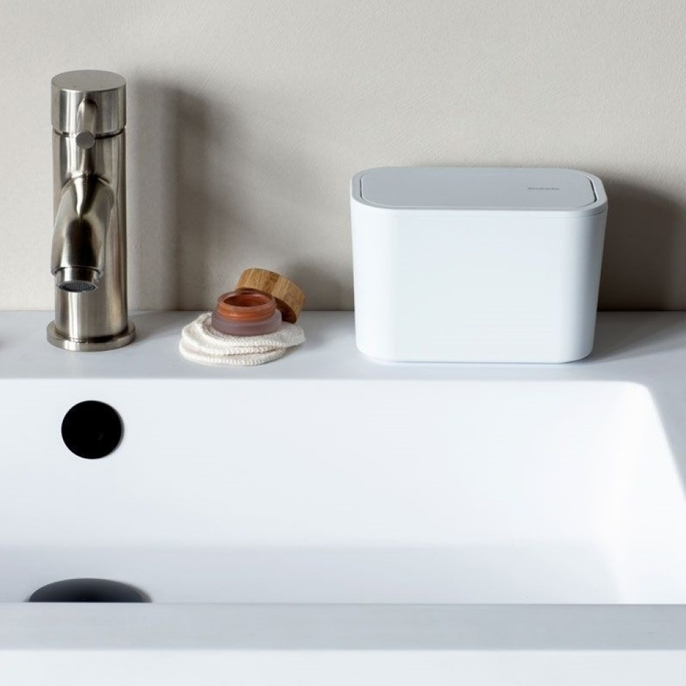 Papperskorg, vipplock, MINDSET MINI WASTE CADDY, 8,5 x 15 x H 9,8 cm, Brabantia i gruppen Förvaring / Städförvaring och sopsortering / Sopsortering hos SmartaSaker.se (42389)