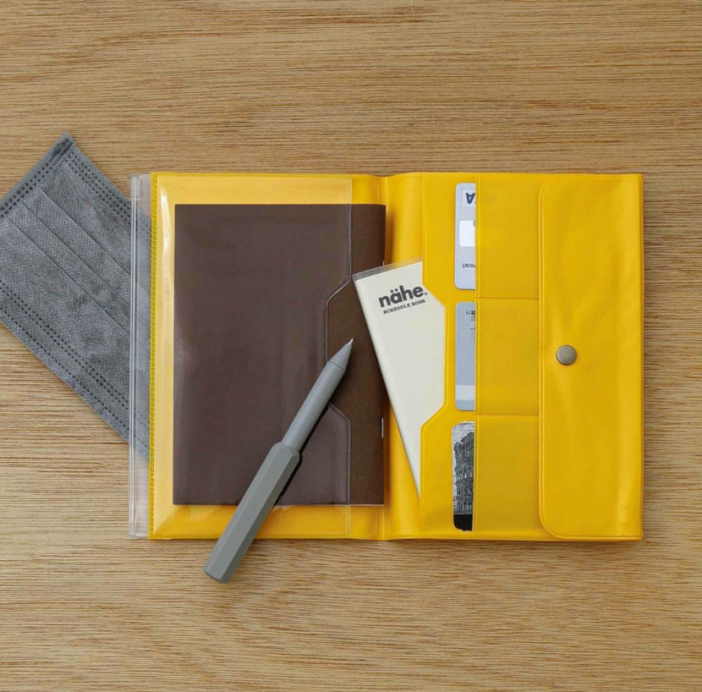 Pass och kortfodral, NÄHE TRAVEL ORGANIZER, 19 x 1,5 x H 13.5 cm i gruppen Förvaring / Förvaring på resa hos SmartaSaker.se (42393)