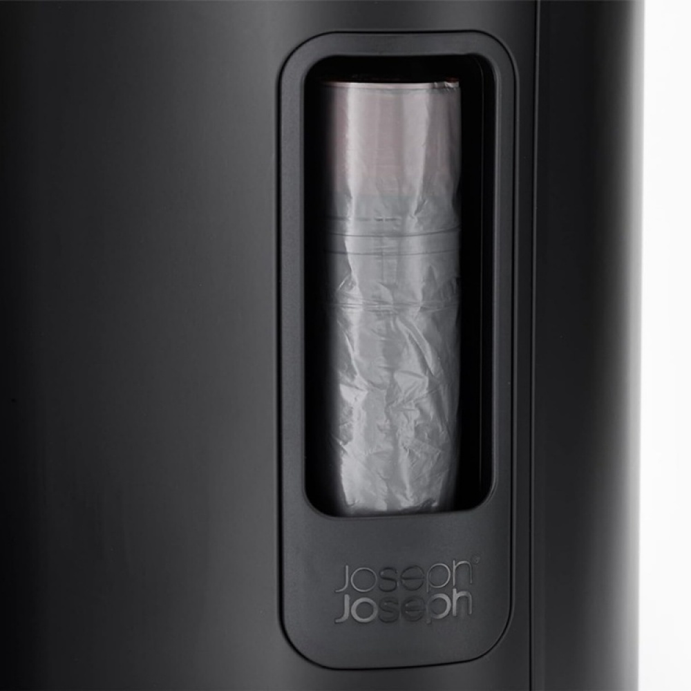 Pedalhink för hörn, 5 L, EASY-STORE PEDAL BIN, Joseph Joseph, Svart / Silver i gruppen Förvaring / Städförvaring och sopsortering / Sopsortering hos SmartaSaker.se (42395)