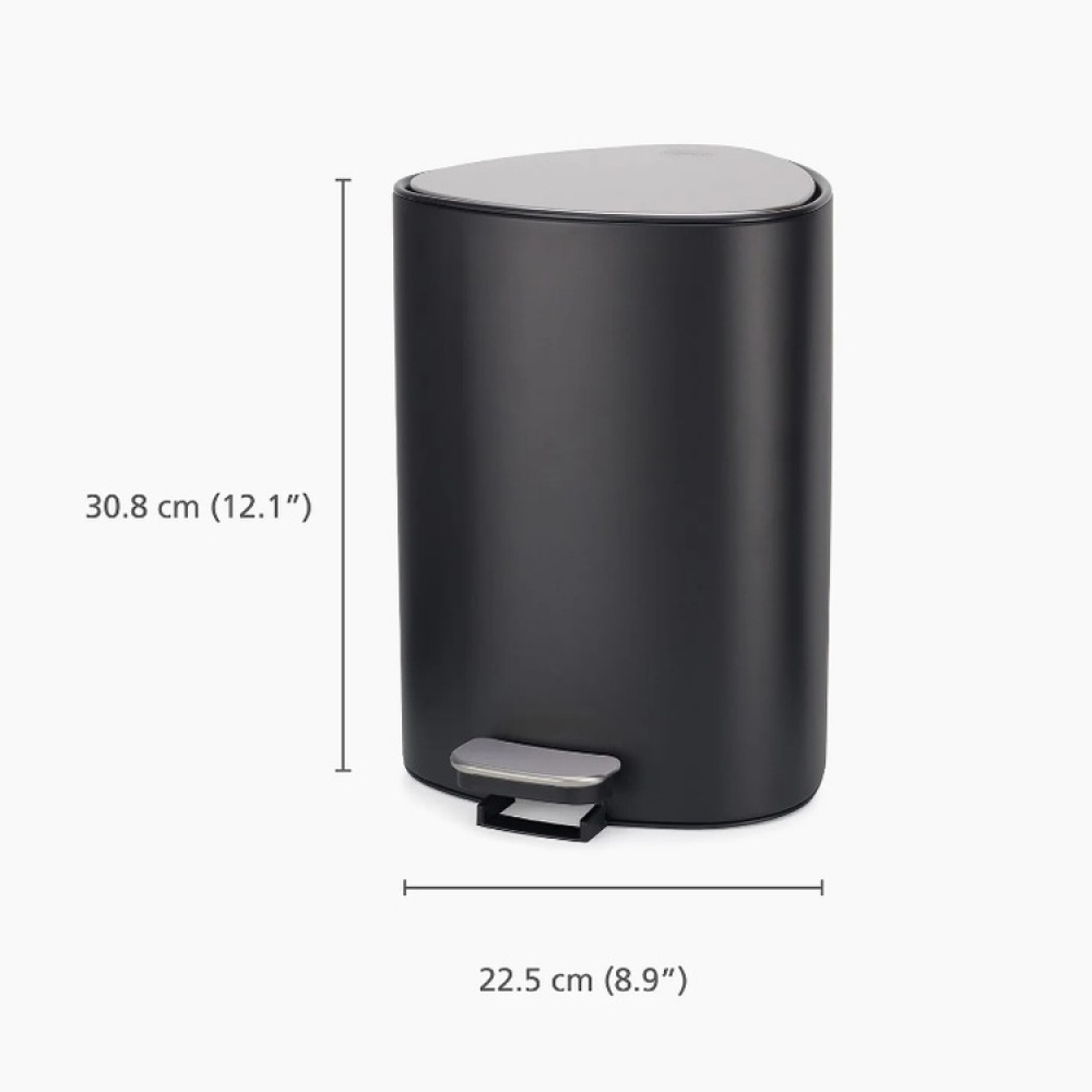 Pedalhink för hörn, 5 L, EASY-STORE PEDAL BIN, Joseph Joseph, Svart / Silver i gruppen Förvaring / Städförvaring och sopsortering / Sopsortering hos SmartaSaker.se (42395)