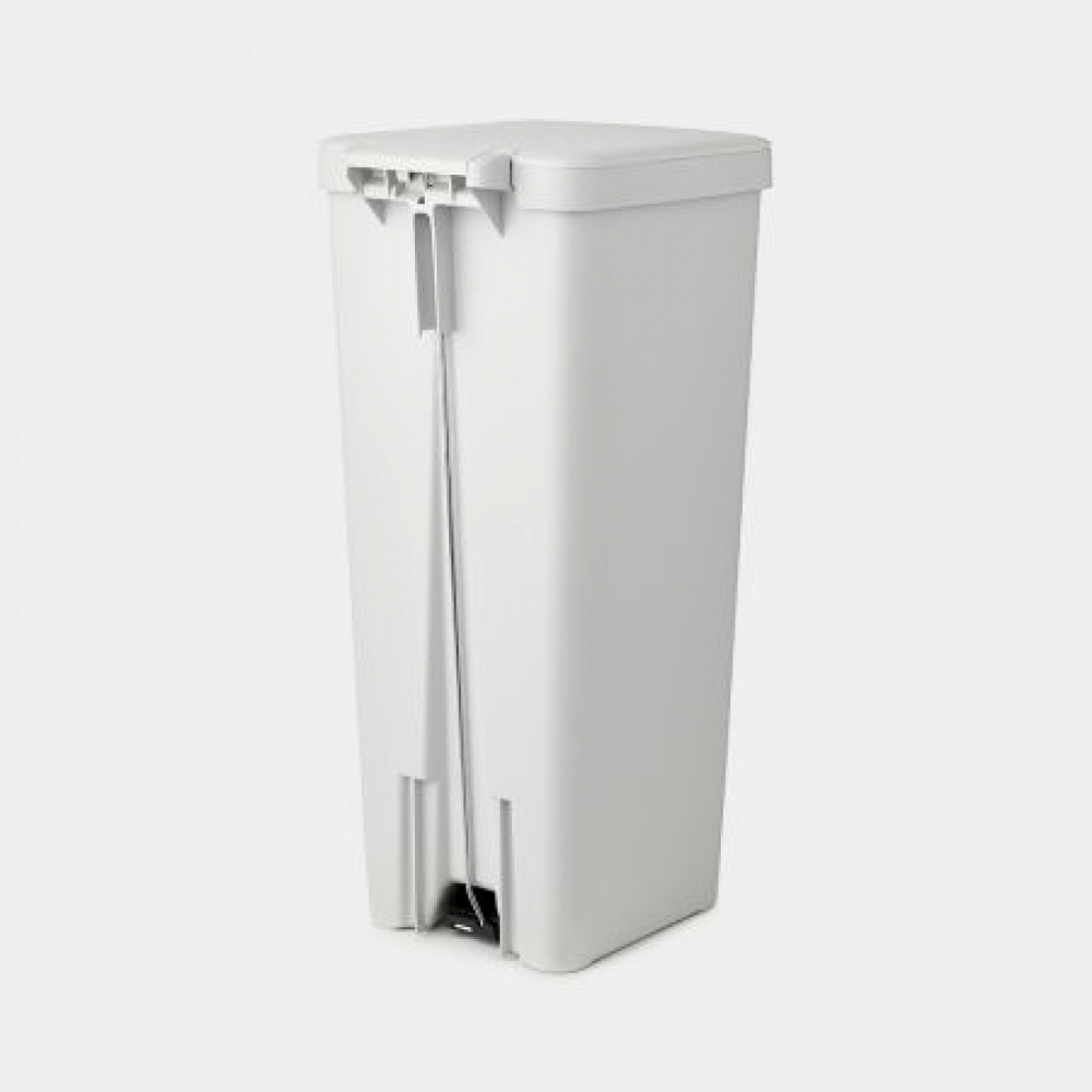 Pedalhink, Hög och smal, 40 L, BRABANTIA SETUP, 35,2 x 28 x H 66,6 cm, Ljusgrå i gruppen Förvaring / Städförvaring och sopsortering / Sopsortering hos SmartaSaker.se (42396)