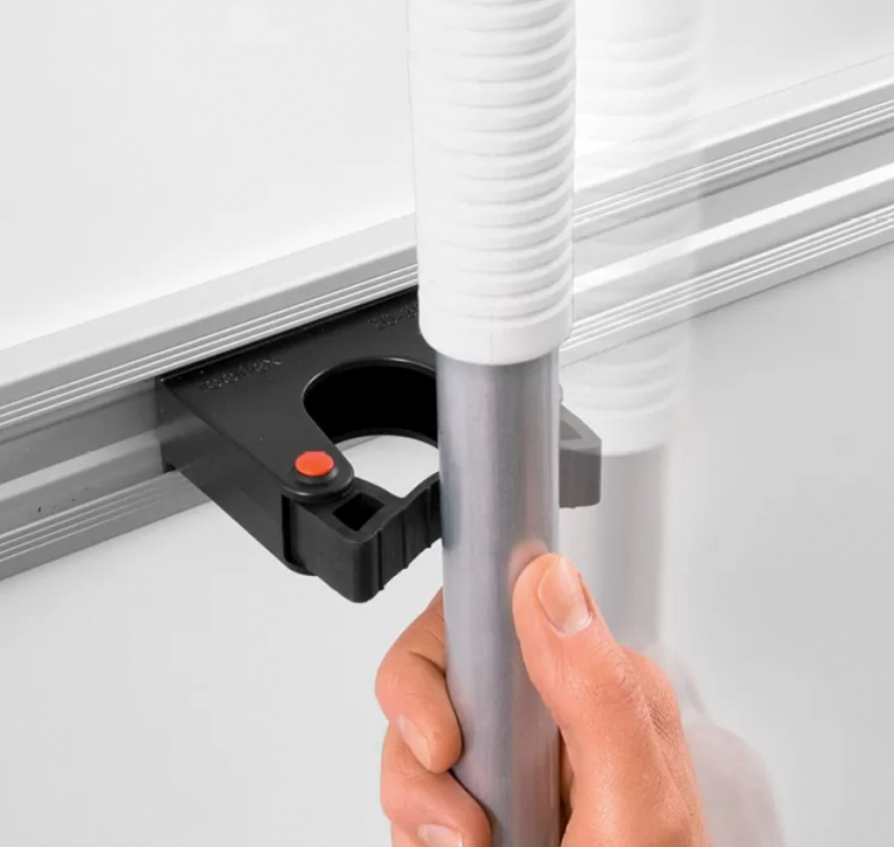 Skena med 3 redskapshållare, TOOLFLEX, 50 cm, Aluminium / Svart i gruppen Förvaring / Förråd- och garageförvaring / Redskapshållare hos SmartaSaker.se (42541)