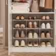 Skohylla i metall, Justerbart, LEVEL TRIPLE, Joseph Joseph, 75,8 x 35 x H 51,2 cm, Grå-beige Skohylla i metall, Justerbart, LEVEL TRIPLE, Joseph Joseph, 75,8 x 35 x H 51,2 cm, Grå-beige
