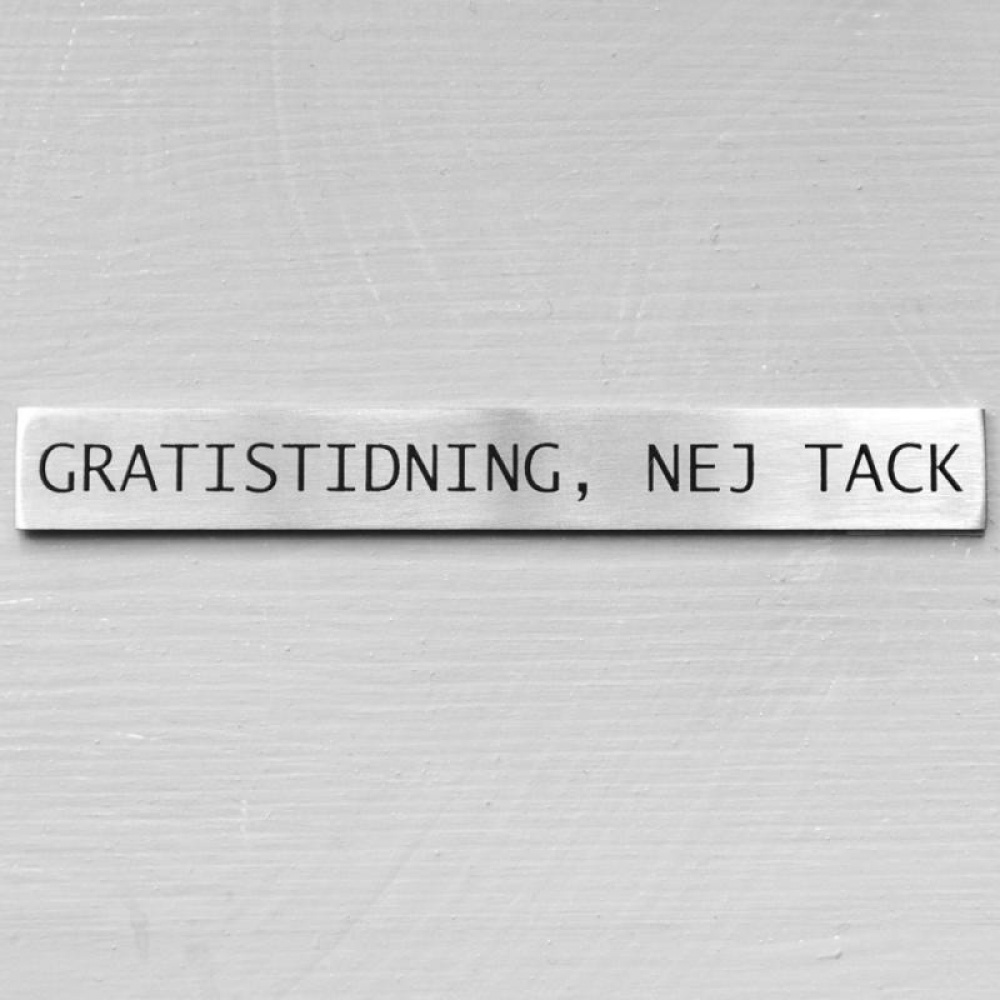 Skylt Rostfritt Stål, GRATISTIDNING, NEJ TACK, 10,2 x H 1,2 cm, Silver i gruppen Förvaring / Magneter och självhäftande / Skyltar och etiketter hos SmartaSaker.se (42628)