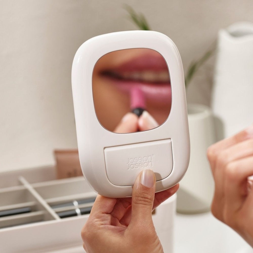 Sminkställ med låda och spegel, VIVA LARGE COSMETIC ORGANISER, Joseph Joseph, Benvit i gruppen Förvaring / Badrumsförvaring hos SmartaSaker.se (42674)