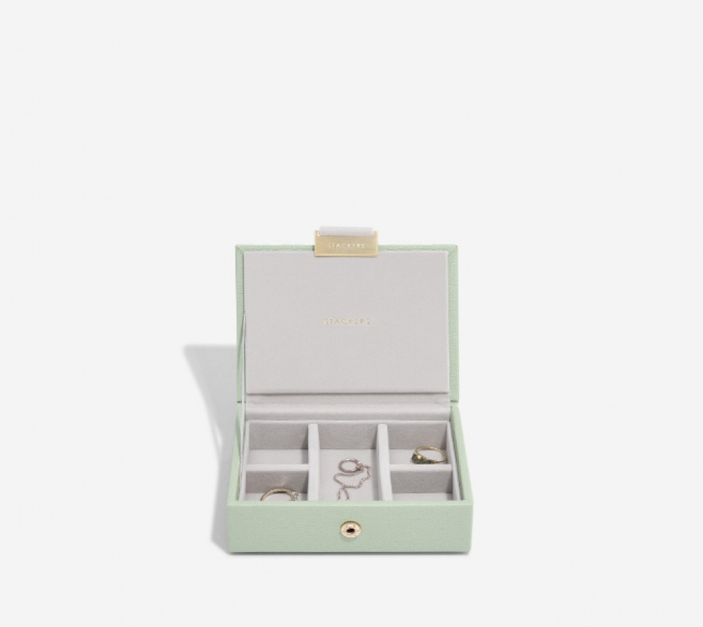 Smyckeskrin, 2 våningar, MICRO STACKERS, 12,5 x 9 x H 9 cm, Sage Green i gruppen Förvaring / Badrumsförvaring / Sminkförvaring hos SmartaSaker.se (42703)