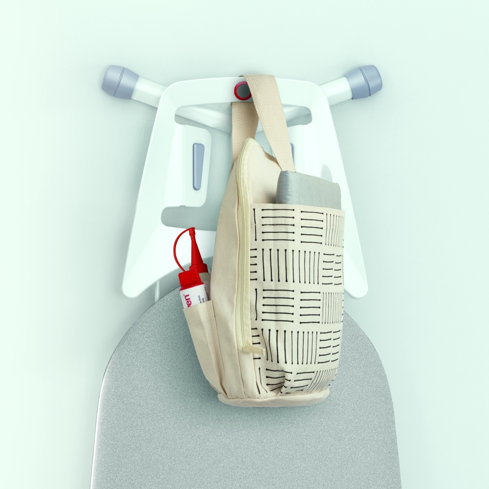 Strykjärnsväska , strykfilt, rengöring mm, IRONING KIT, Off White i gruppen Förvaring / Tvätt och tork / Stryktillbehör hos SmartaSaker.se (42838)