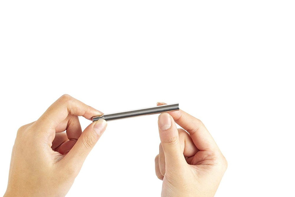 Sugrör i metall, utdragbart, återanvändbart, TRAVEL STRAW, Rostfritt stål i gruppen Förvaring / Köksförvaring hos SmartaSaker.se (42905)