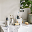 Tandborstmugg för eltandborstar, EASY STORE LUXE, Ø 9 x H 11,7 cm, Joseph Joseph, Rostfritt stål Tandborstmugg för eltandborstar, EASY STORE LUXE, Ø 9 x H 11,7 cm, Joseph Joseph, Rostfritt stål