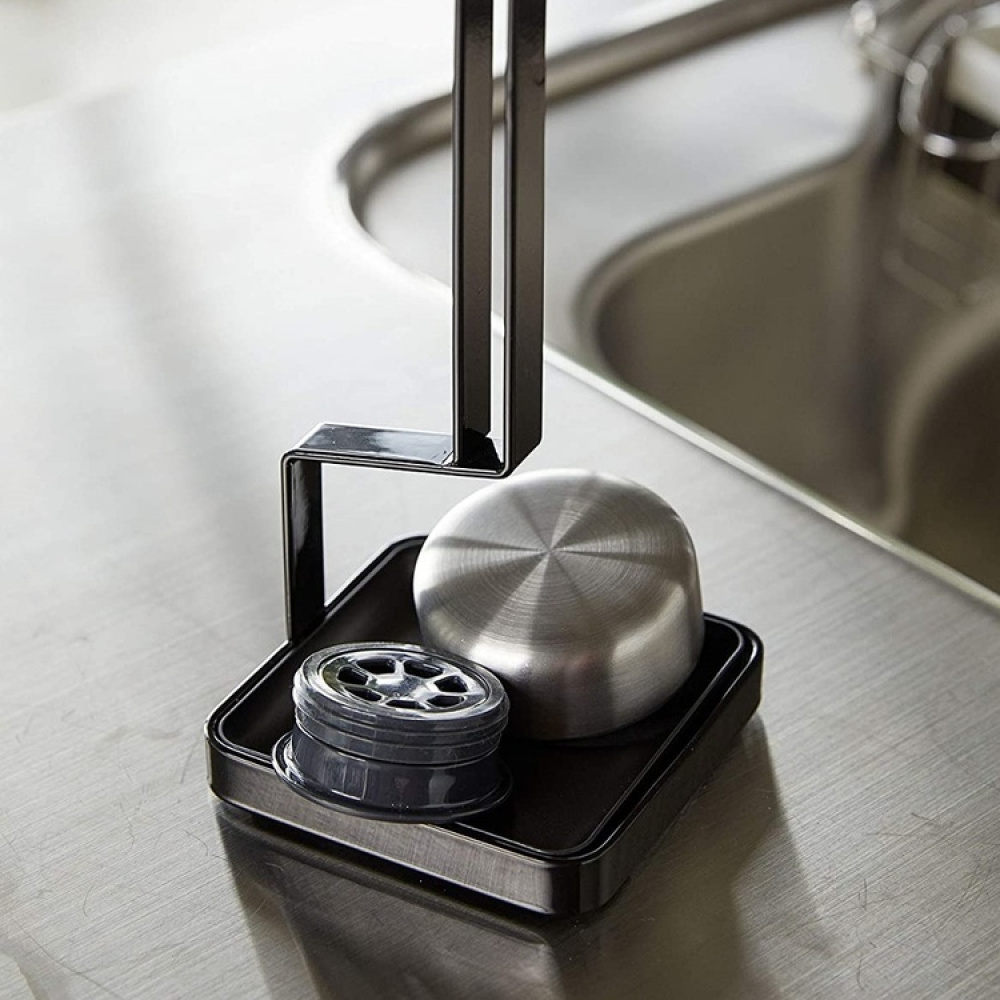 Torkställning för flaskor i metall, BOTTLE DRYING STAND, Yamazaki i gruppen Förvaring / Köksförvaring / Diskställ och diskbänk hos SmartaSaker.se (42986)