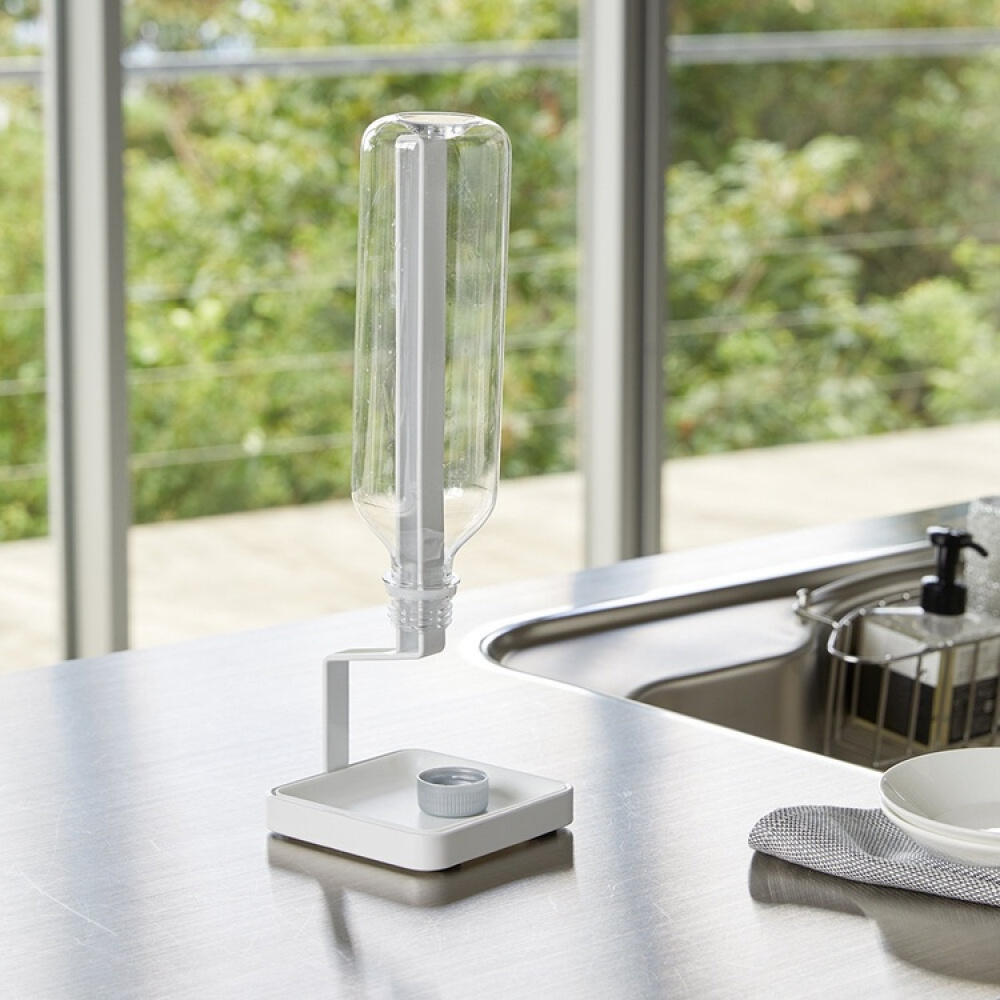Torkställning för flaskor i metall, BOTTLE DRYING STAND, Yamazaki i gruppen Förvaring / Köksförvaring / Diskställ och diskbänk hos SmartaSaker.se (42986)