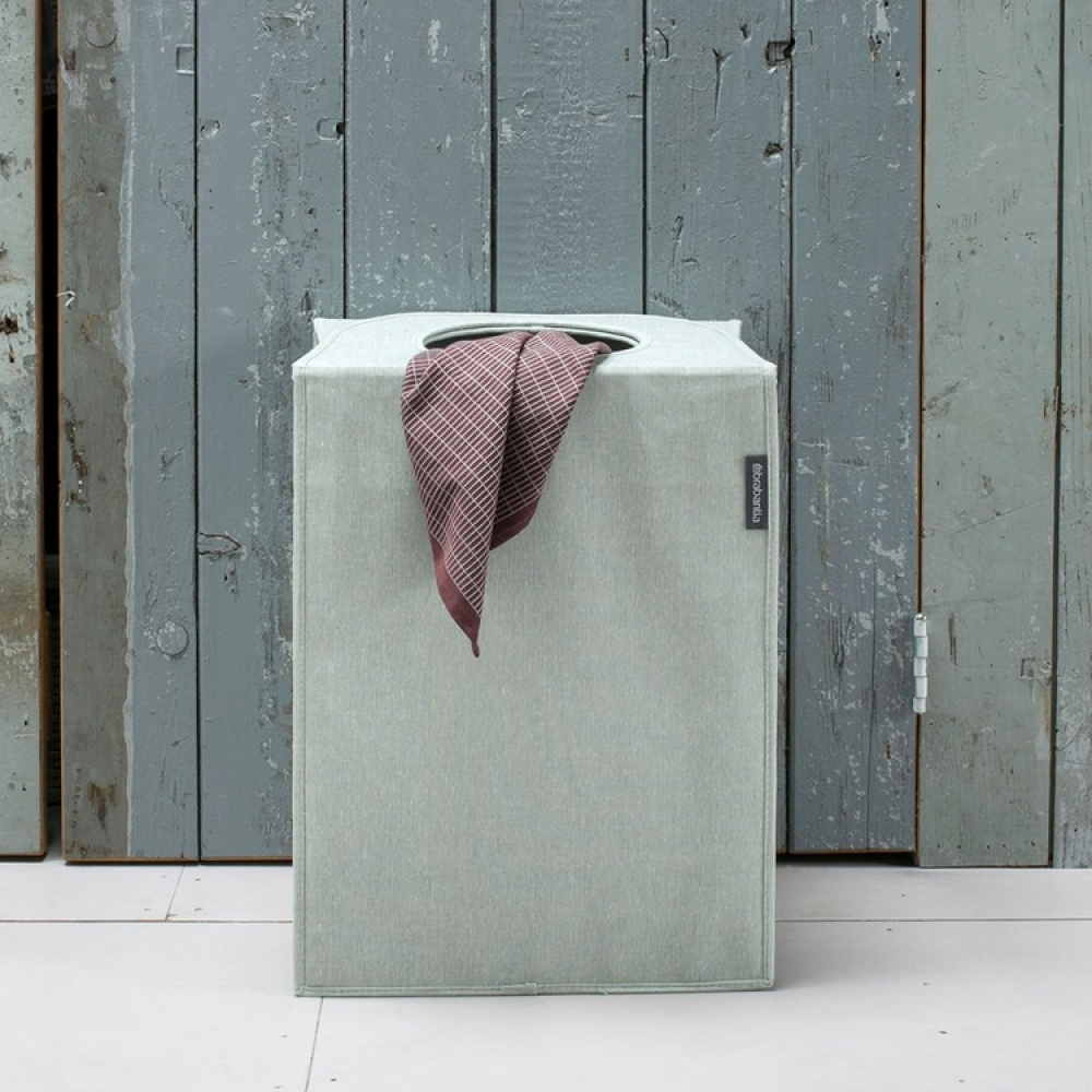 Tvättkorg med bärhandtag, 55 L, BRABANTIA RECTANGULAR, 29,5 x 40,5 x H 54 cm i gruppen Förvaring / Tvätt och tork / Tvättkorgar hos SmartaSaker.se (43096)